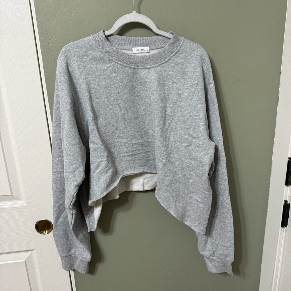Cropped Sweatshirt - Picture 3 of 6